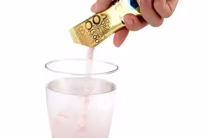 lifeqode-EDG3-with-glass-and-water.