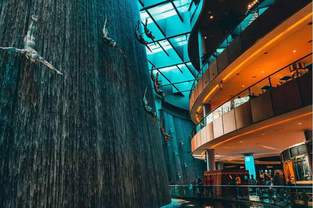 Best Things To Do In Dubai When You Have 24 Hours 17 Fountain in Dubai mall of water falling