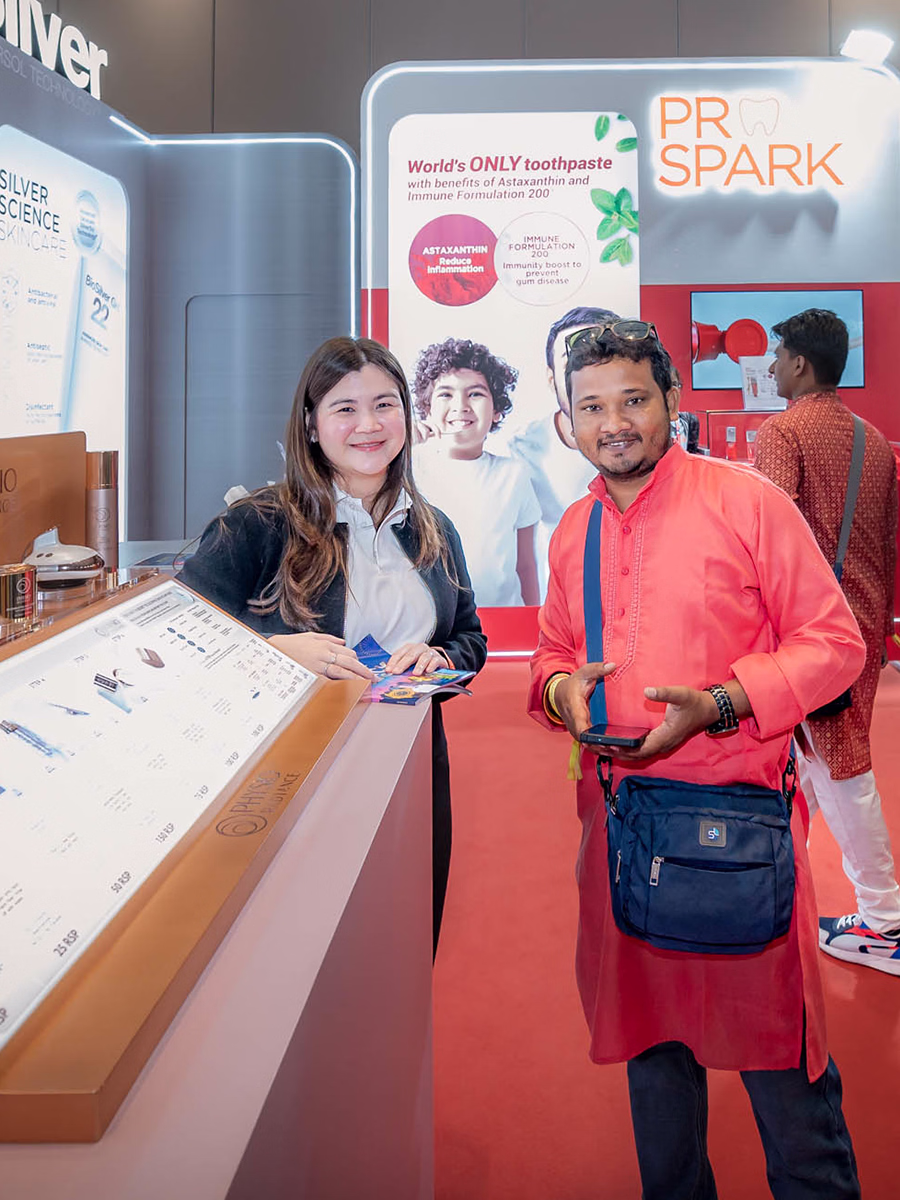 V-Convention 18 Booth-04